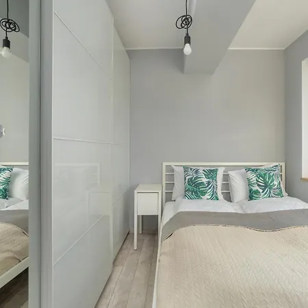 Stylish Near Hala Arena By Renters *